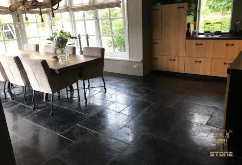 Castle Stone Black Antique Groot Wildverband Vloertegels keuken en eethoek