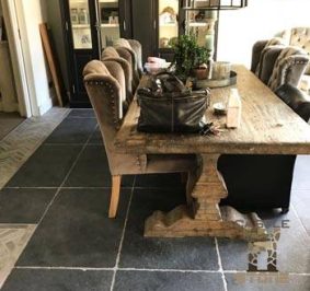 Castle Stone Black Natural-verouderd 60x90cm Salon small