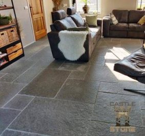 Castle Stone Blue Natural Groot Wildverband vloertegels Salon