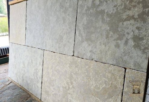 Castle Stone Yellow Antique 60x90cm Semi Honed Tegels showroom